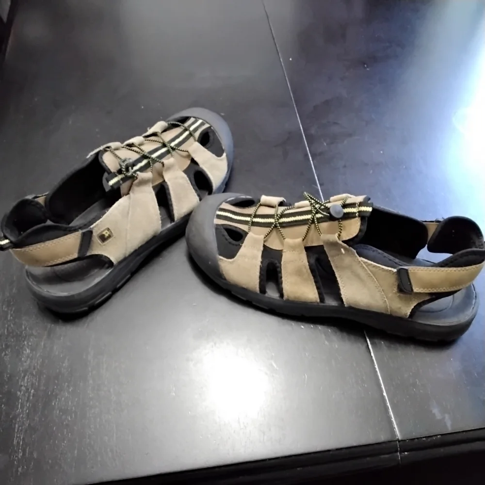 Summer/Walking/Hiking/Water Shoes Size 13